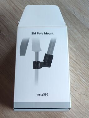 Insta360 Ski Pole Mount - White/Black